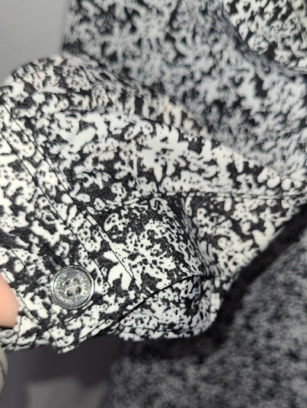 NWOT Michael Kors Black White Floral Long Sleeve Romper Size XS MK - Picture 10 of 16